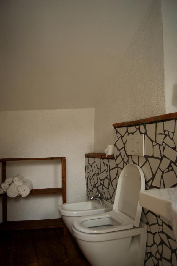 Un Coccodrillo A Frassino Bed & Breakfast Calizzano ภายนอก รูปภาพ